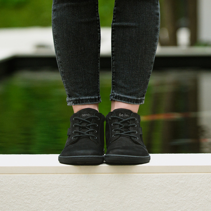 Be Lenka Synergy All Black