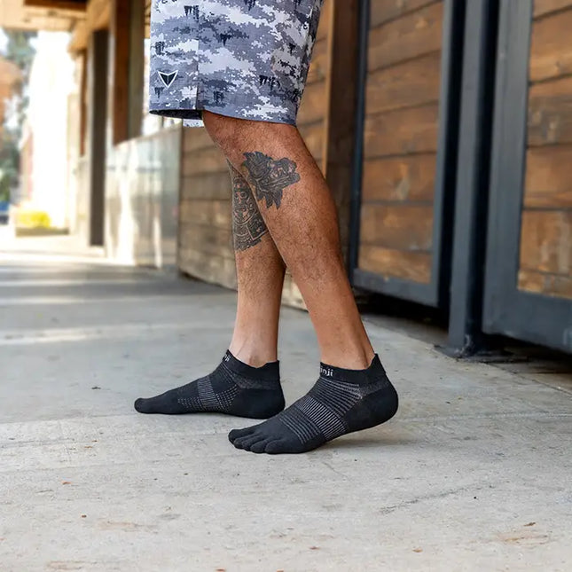 Injinji Run Lightweight No-Show Coolmax Black