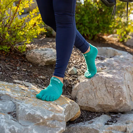 Injinji Women's Run Lightweight No-Show Coolmax Atlantis